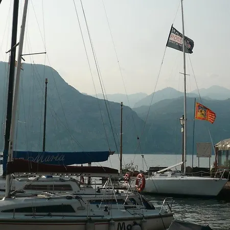 La Corte Dei Limoni *